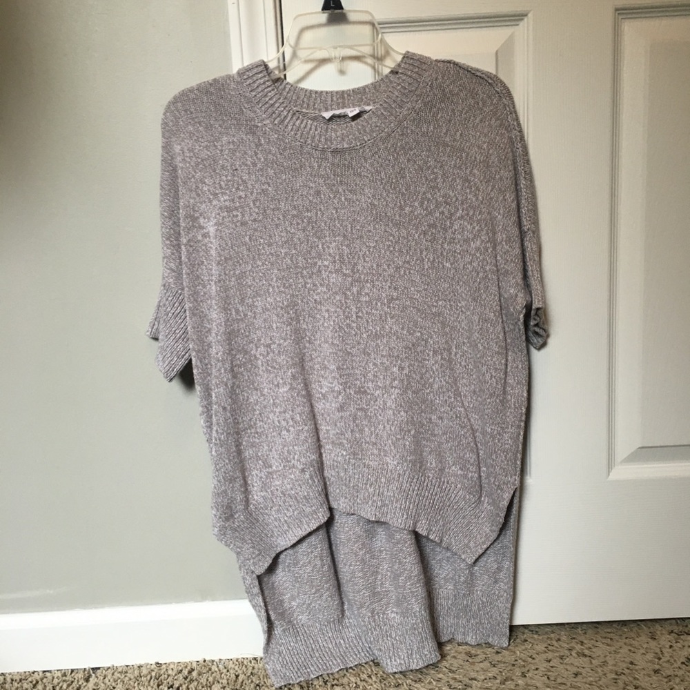 BCBG short sleeve high low sweater